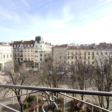 Appartement 7 pièces 399000 €