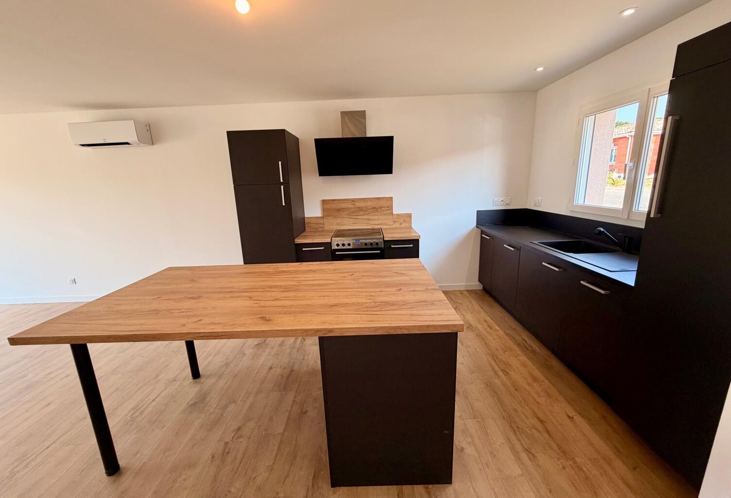 Maison neuve de plain-pied au Séquestre — photo 1