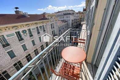 Appartement 3 pièces 2500 €
