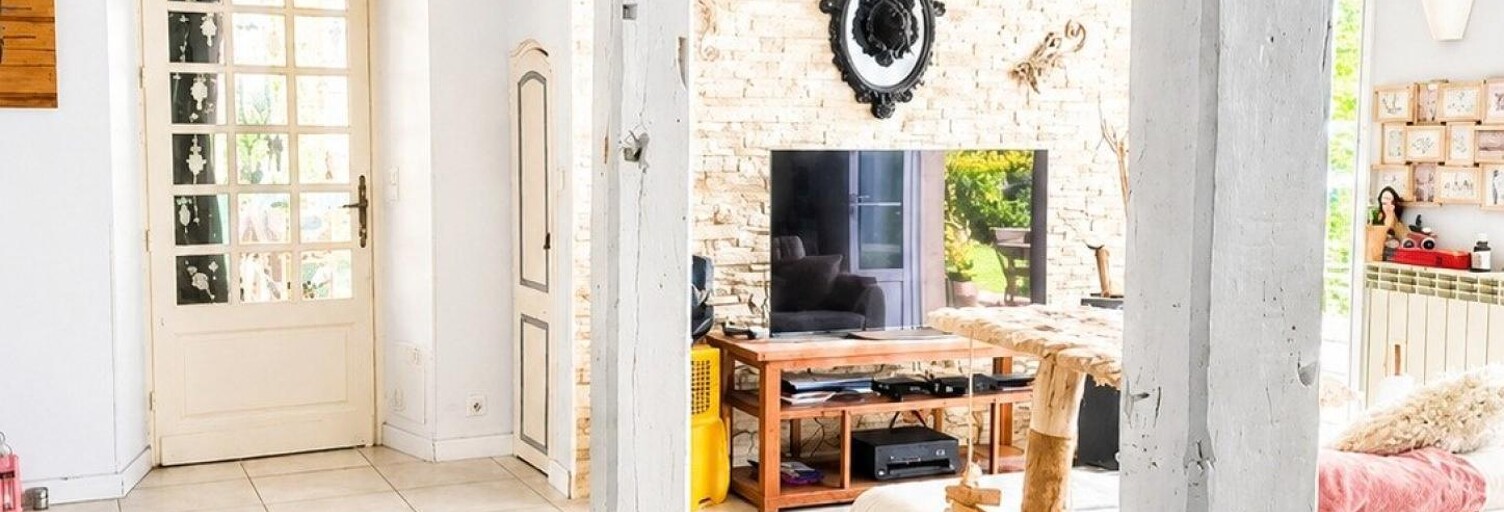 Maison 5 Pièces 200 m² à vendre à Nay (64800)