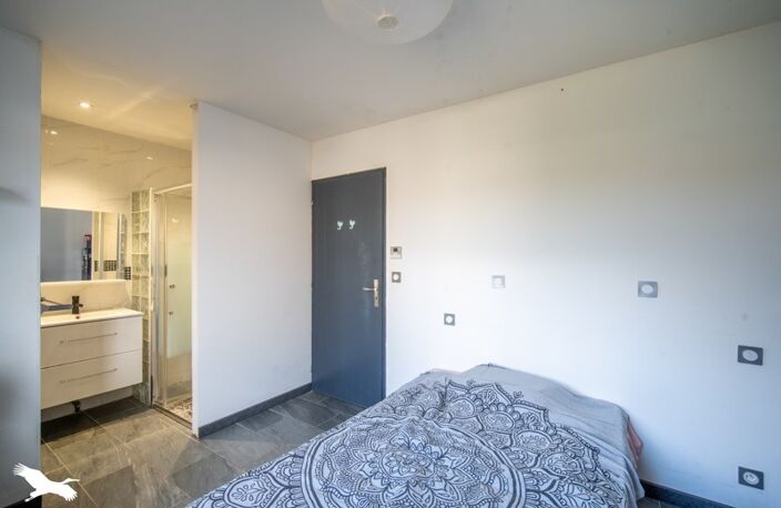Contemporaine de 4 pièces principales — photo 4