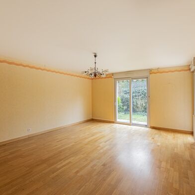 Appartement 4 pièces 220920 €