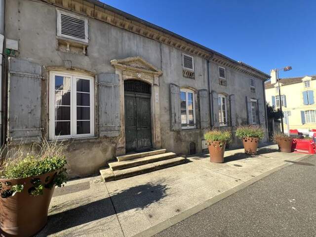 Maison de ville de 6 pièces principales — photo du bien