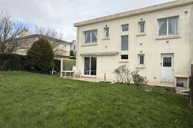 Maison 6 pièces 301815 €