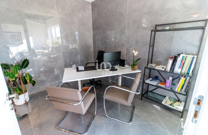 Location Bureaux 135 m&sup2; — photo 3