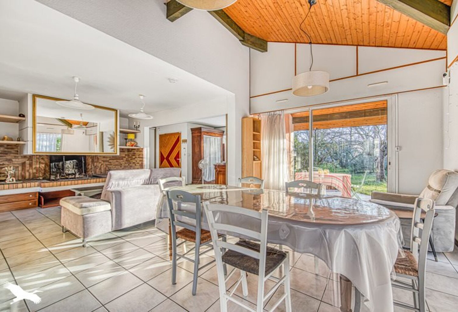 Villa de 7 pièces principales — photo 1