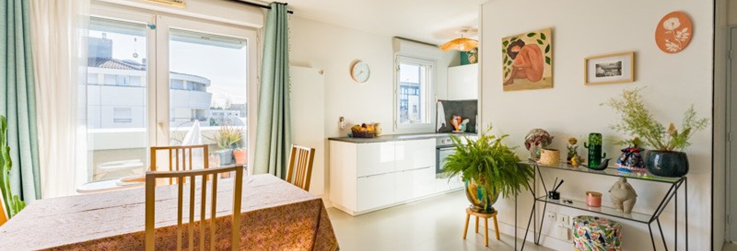 Appartement 3 Pièces 60 m² à vendre à Bordeaux (33300)