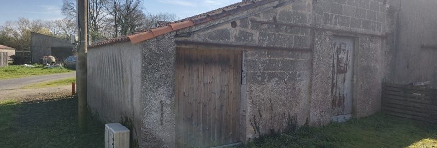 Garage   m² à vendre à Saint-Philbert-de-Grand-Lieu (44310)