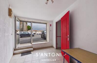 Local commercial — photo du bien