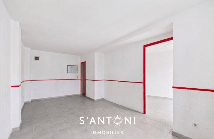 Local commercial — photo 2