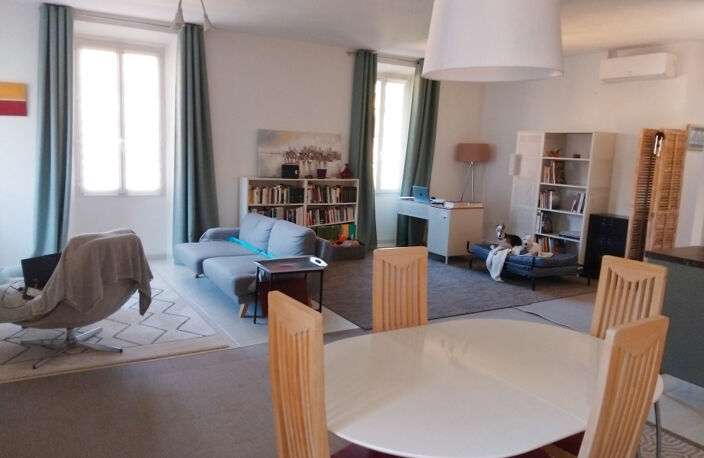 T2/3 DERNIER ETAGE PLACE CLEMENCEAU — photo 2