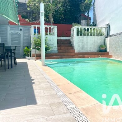 Maison 9 pièces 499000 €