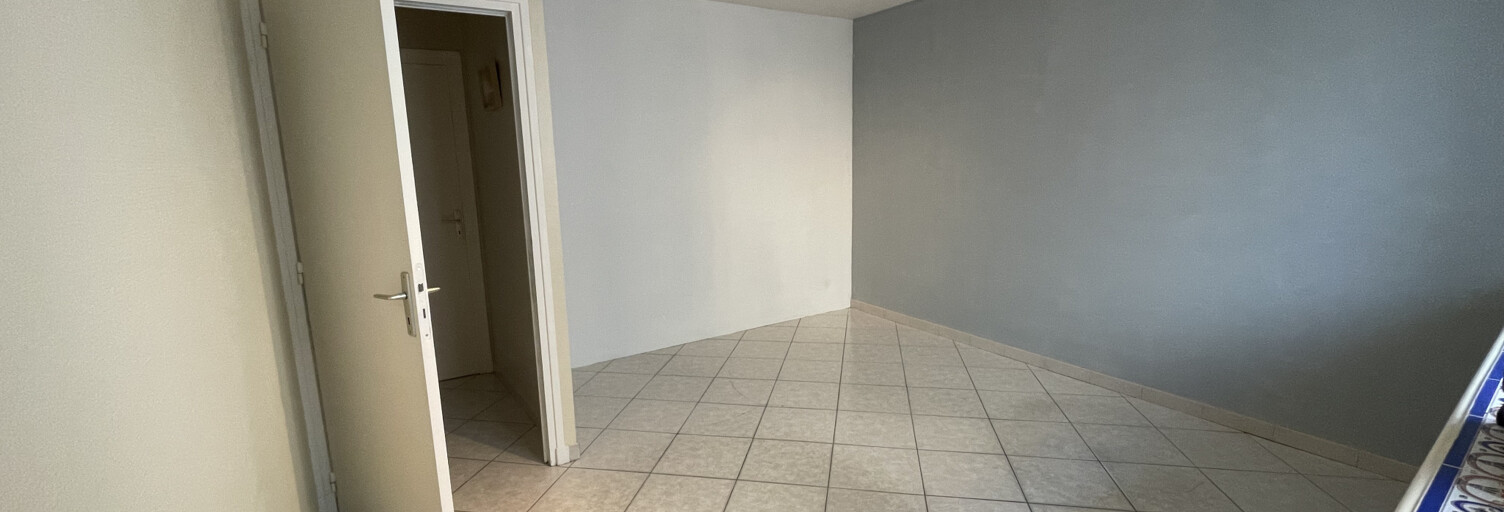 Commerce  15 m² à louer à Thurins (69510)