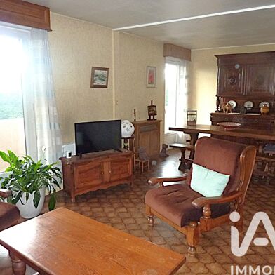 Appartement 4 pièces 108000 €