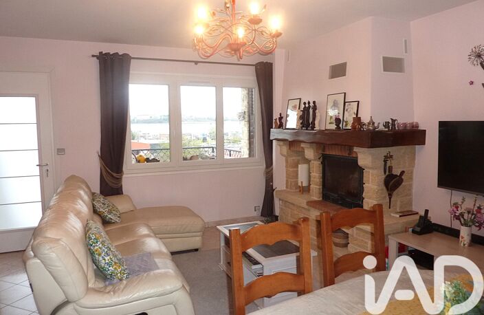 Vente Maison/villa 5 pièces — photo 2