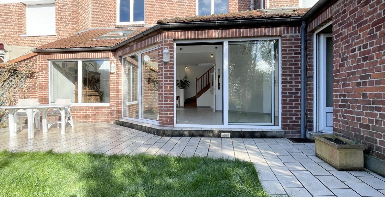Vente Maison de ville 10 pièces — photo 1
