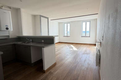 Appartement 3 pièces 588 €