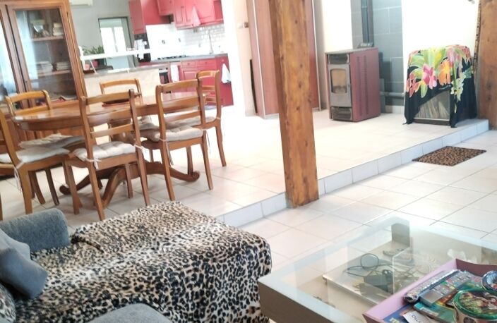 Vente Maison de ville 4 pièces — photo 3