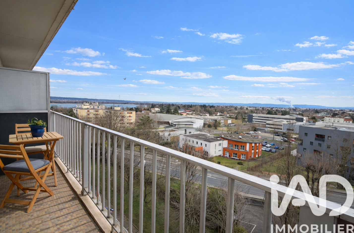 Decines-charpieu - 76m² - 4p. - 3ch.