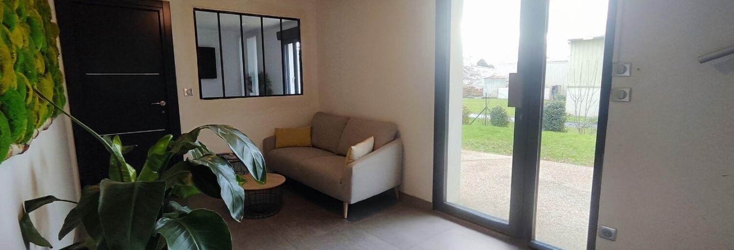 Commerce  700 m² à vendre à Saint-Martin-sur-le-Pré (51520)