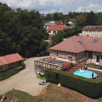 Maison 16 pièces 399000 €