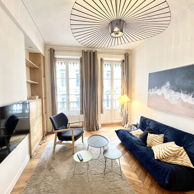 Appartement 3 pièces 1540 €