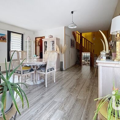 Maison 6 pièces 243000 €