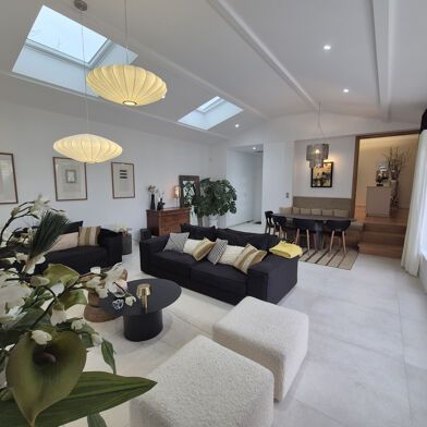 Maison 6 pièces 748000 €