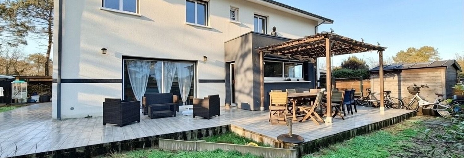 Maison 5 Pièces 181 m² à vendre à Lège (33950)