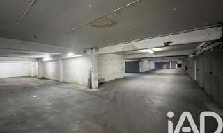 Garage  150 m² à vendre à Paris 18 (75018)