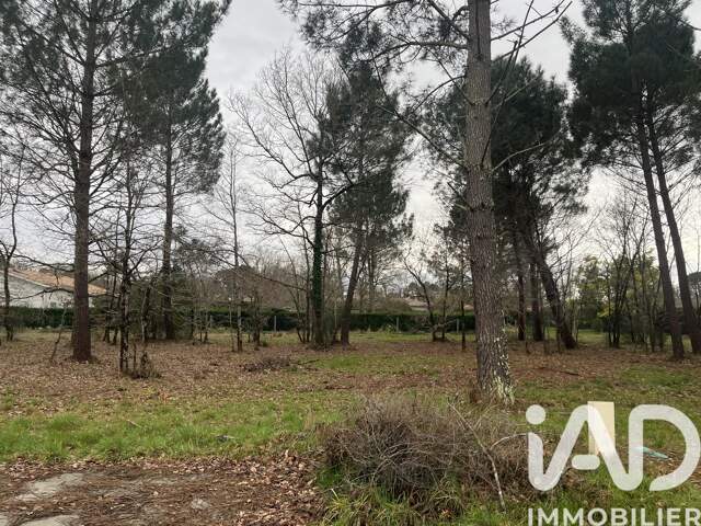 Vente Terrain à bâtir 800 m&sup2; — photo du bien