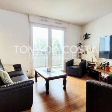 Appartement 3 pièces 240000 €