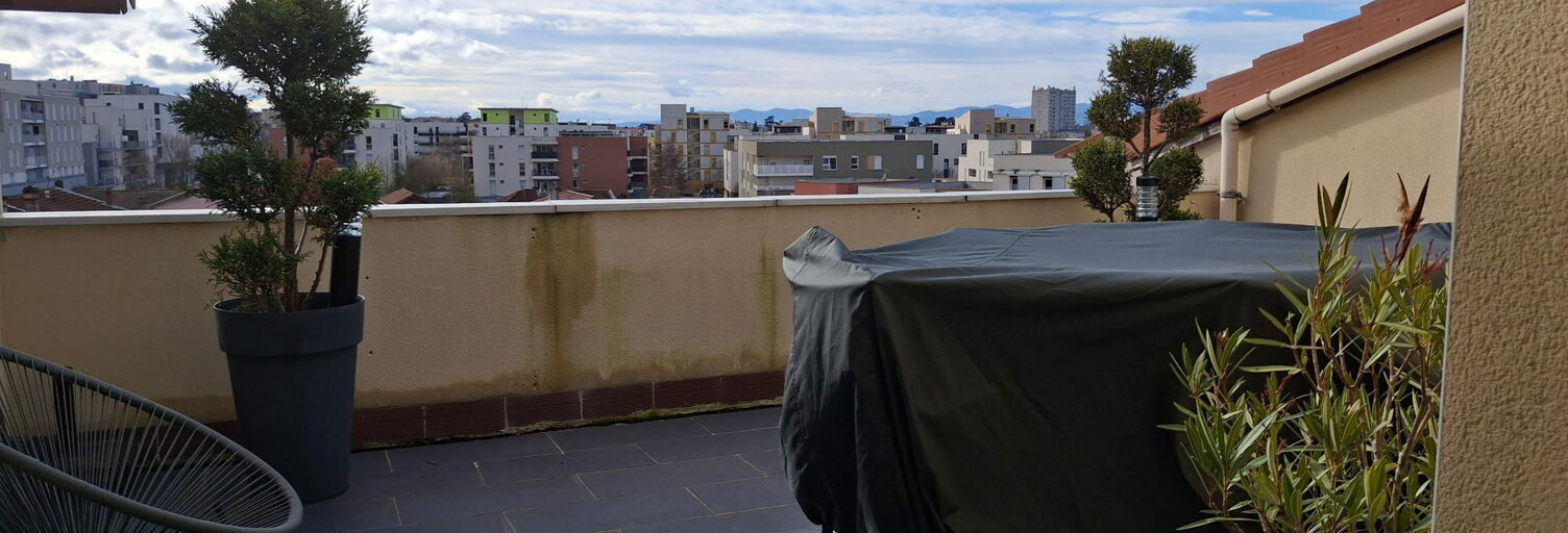 Appartement 5 Pièces 96 m² à louer à Sathonay-Camp (69580)