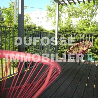 Appartement 2 pièces 890 €