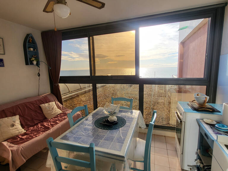 2 PIECES 40M2 + TERRASSE FACE A LA MER AVEC PARKING ET CELLI — photo 1