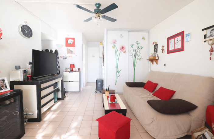 2 PIECES 40M2 + TERRASSE FACE A LA MER AVEC PARKING ET CELLI — photo 3