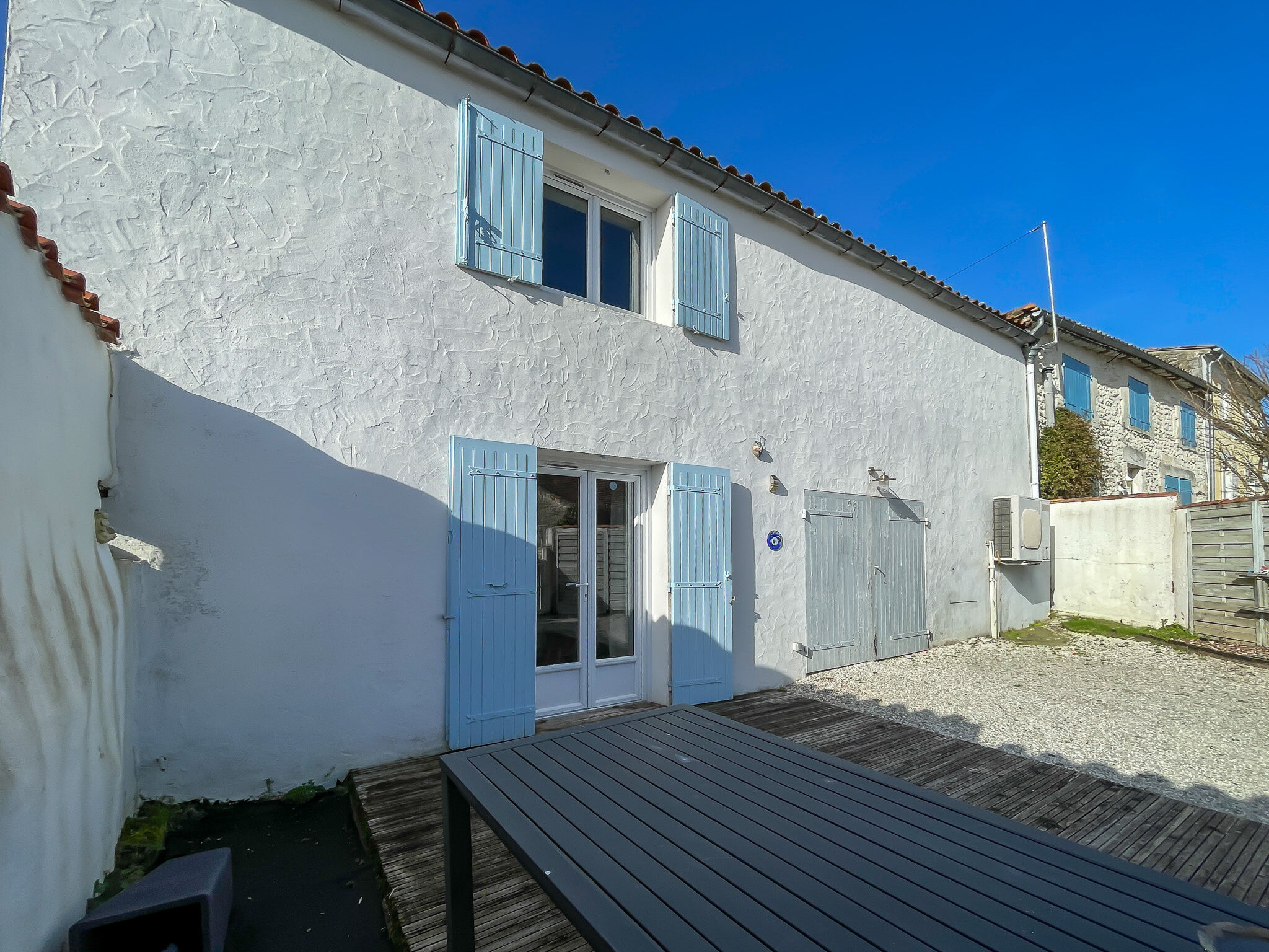 Villa / Maison  T4 à vendre Breuillet 17920