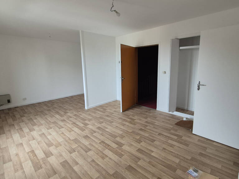 Studio - Balcon et stationnement - Quartier CHU — photo 1
