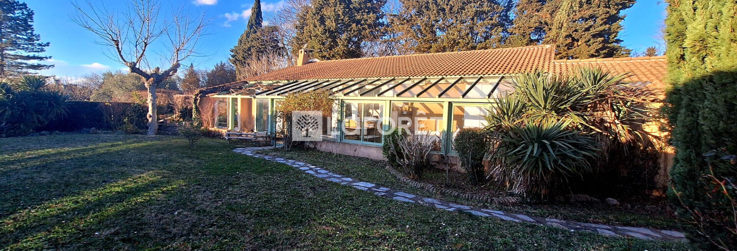 Maison 9 Pièces 225 m² à vendre à Velleron (84740)