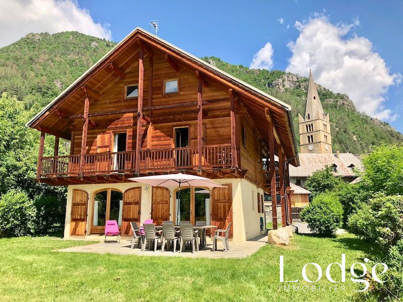 Villa / Maison  T8 à vendre Pelvoux 05340