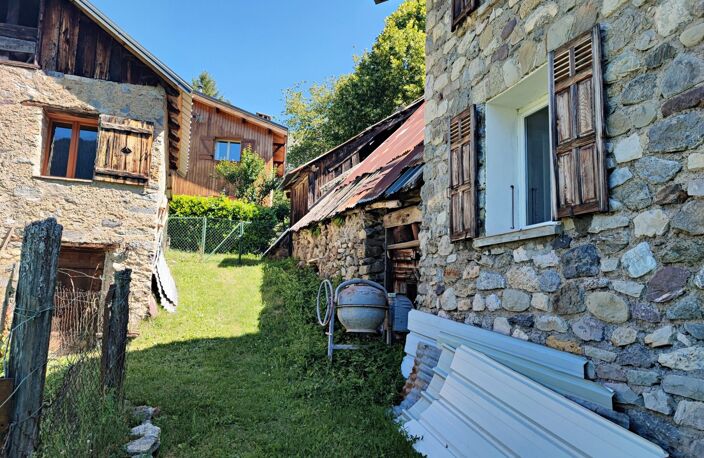 GRANGE EN PIERRES A RENOVER — photo 4