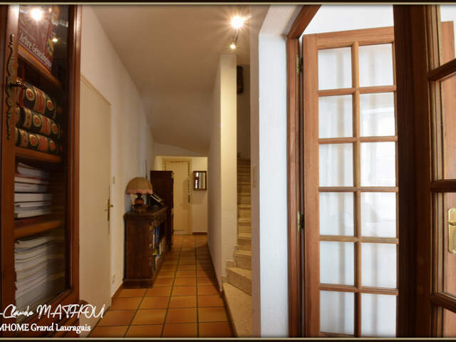 A vendre - Maison de village T7 204 m2 avec un terrain 840 m2 et 2 garages — photo du bien