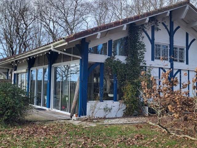 Belle landaise de 170 m2 sur airial de 3076 m2 — photo du bien