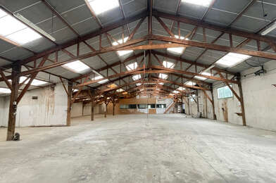 Local industriel 10 pièces 408500 €
