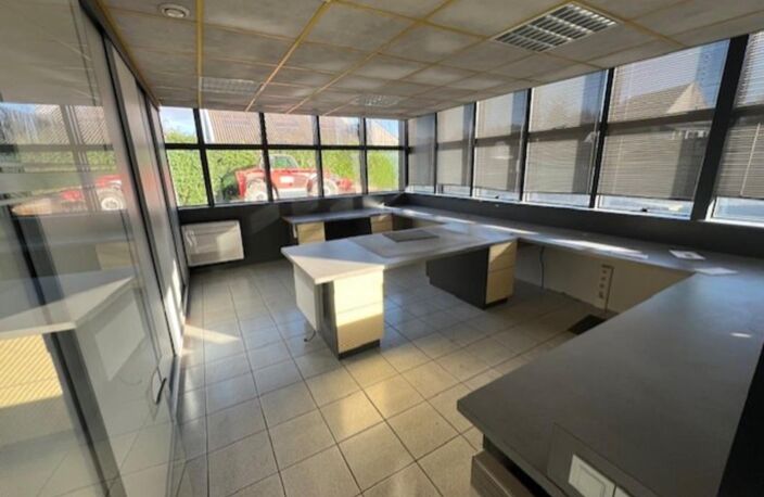 Local/bureau à vendre Proche de LOUDEAC (22) — photo 5