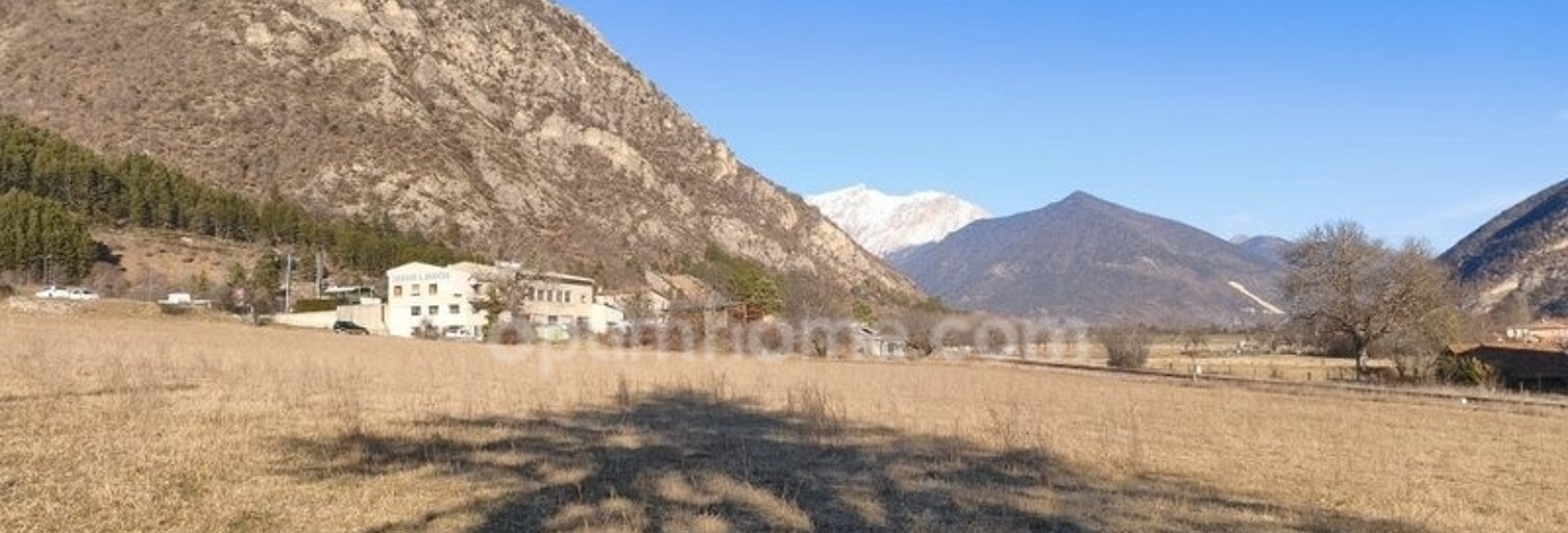 Terrain  7345 m² à vendre à Veynes (05400)