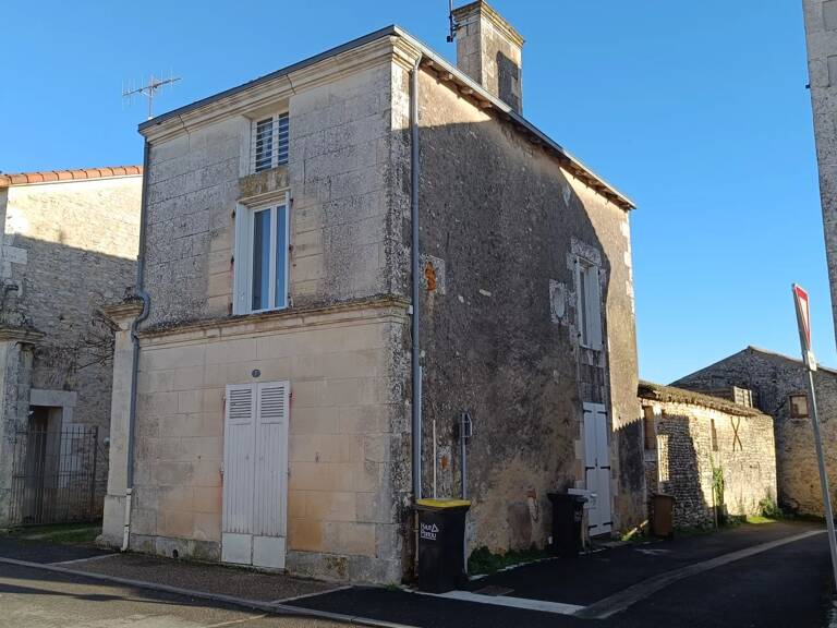MAISON DE BOURG 3 CHAMBRES CISSÉ — photo 1