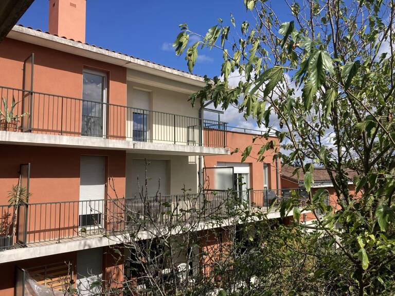 FONBEAUZARD T2 terrasse — photo 1