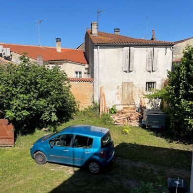 Immeuble  101650 €