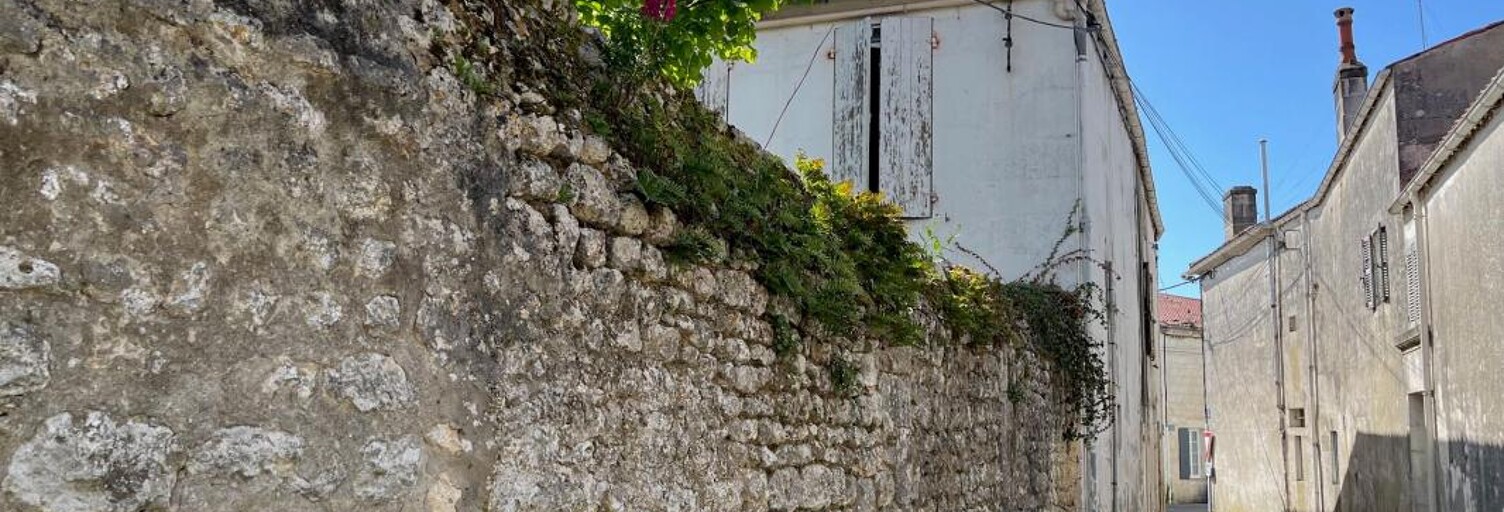 Immeuble  240 m² à vendre à Pont-l'Abbé-d'Arnoult (17250)